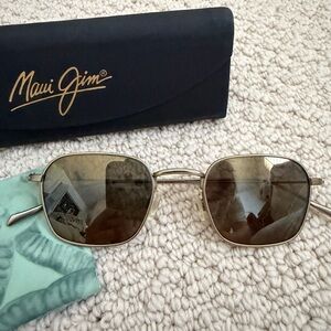 Maui Jim Puka H556-16M Gold and Brown Sunglasses-Polarized-Unisex-Like New